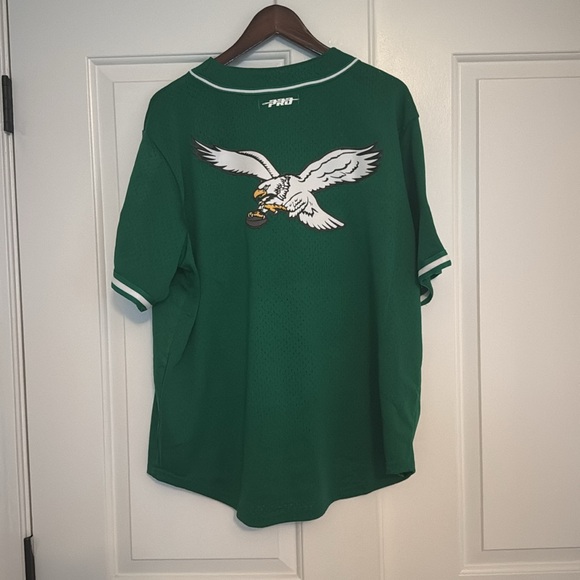 NFL Green Men's Jersey - Picture 2 of 5